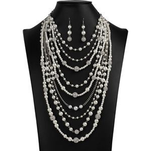 NWT The Le Cricia Paparazzi Necklace